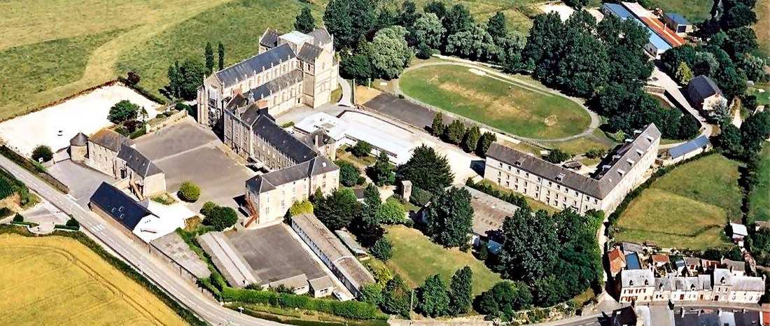 Abbaye de Montebourg