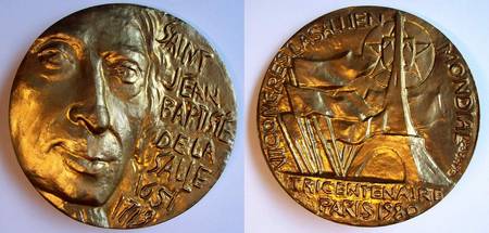 Une médaille de JB de La Salle