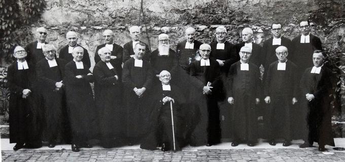 Les 17 Frères qui reviennent en France