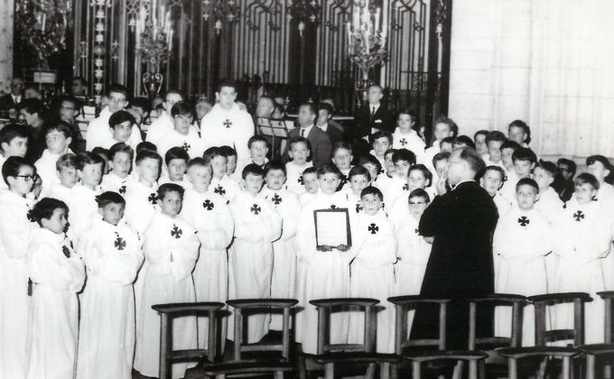 Au commencement de la chorale